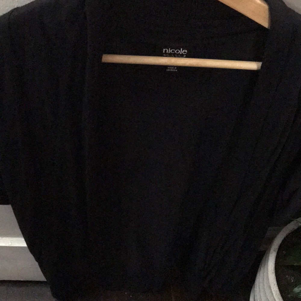 Black  short sleeve  cardigan